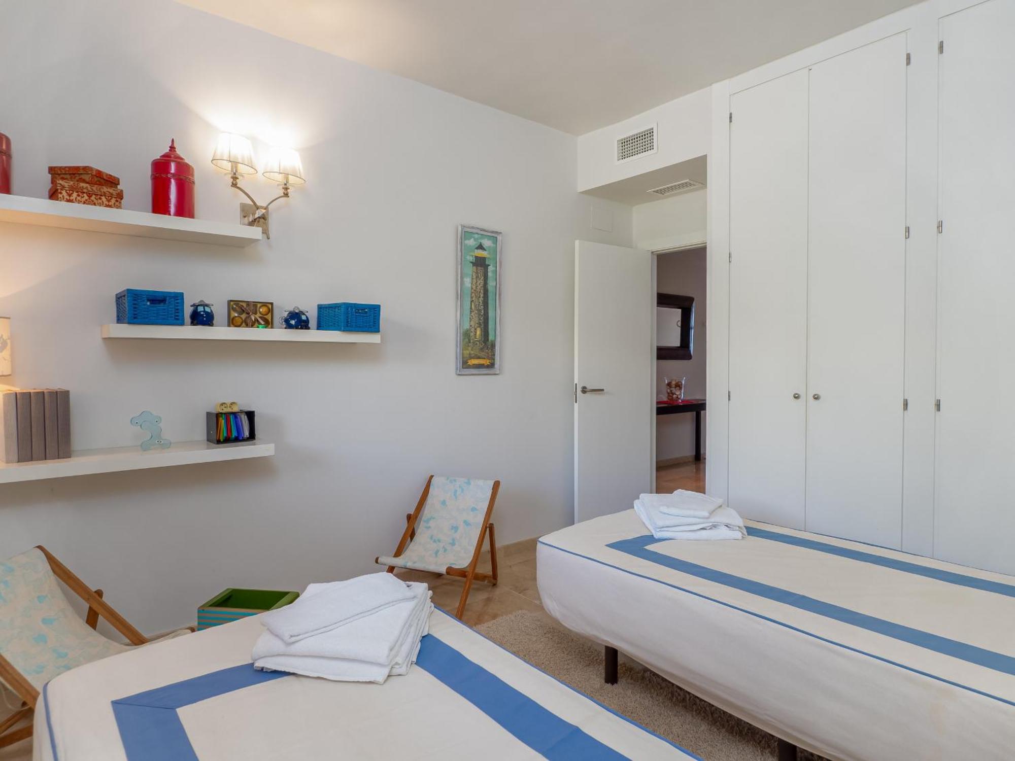 2055-Superb 2Bedrooms Apt, Gibraltar And Sea View Манилва Экстерьер фото